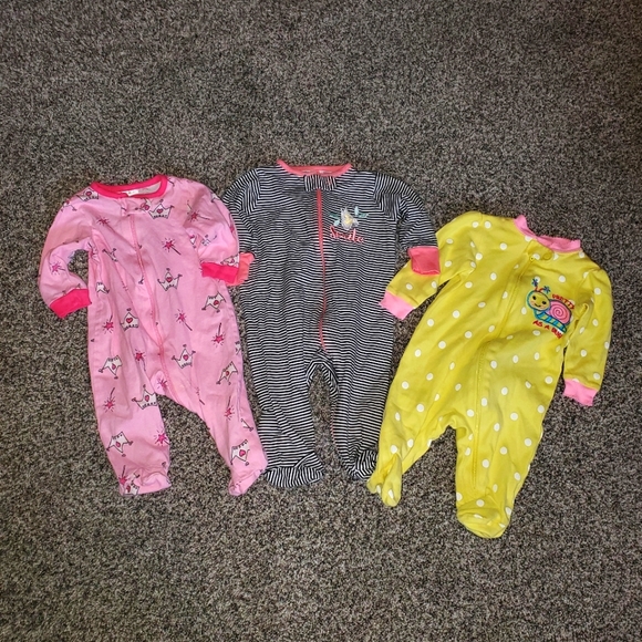 Baby girl footie - Picture 1 of 1